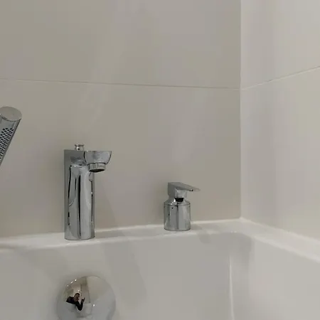Apartment Arcaim, Climatise 90m2, 4 Chambres, A 200m De La *